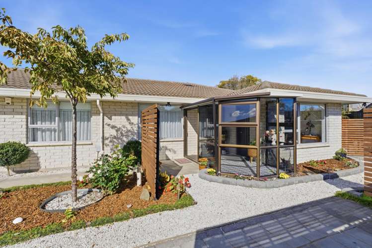 2/77 Frankleigh Street_0