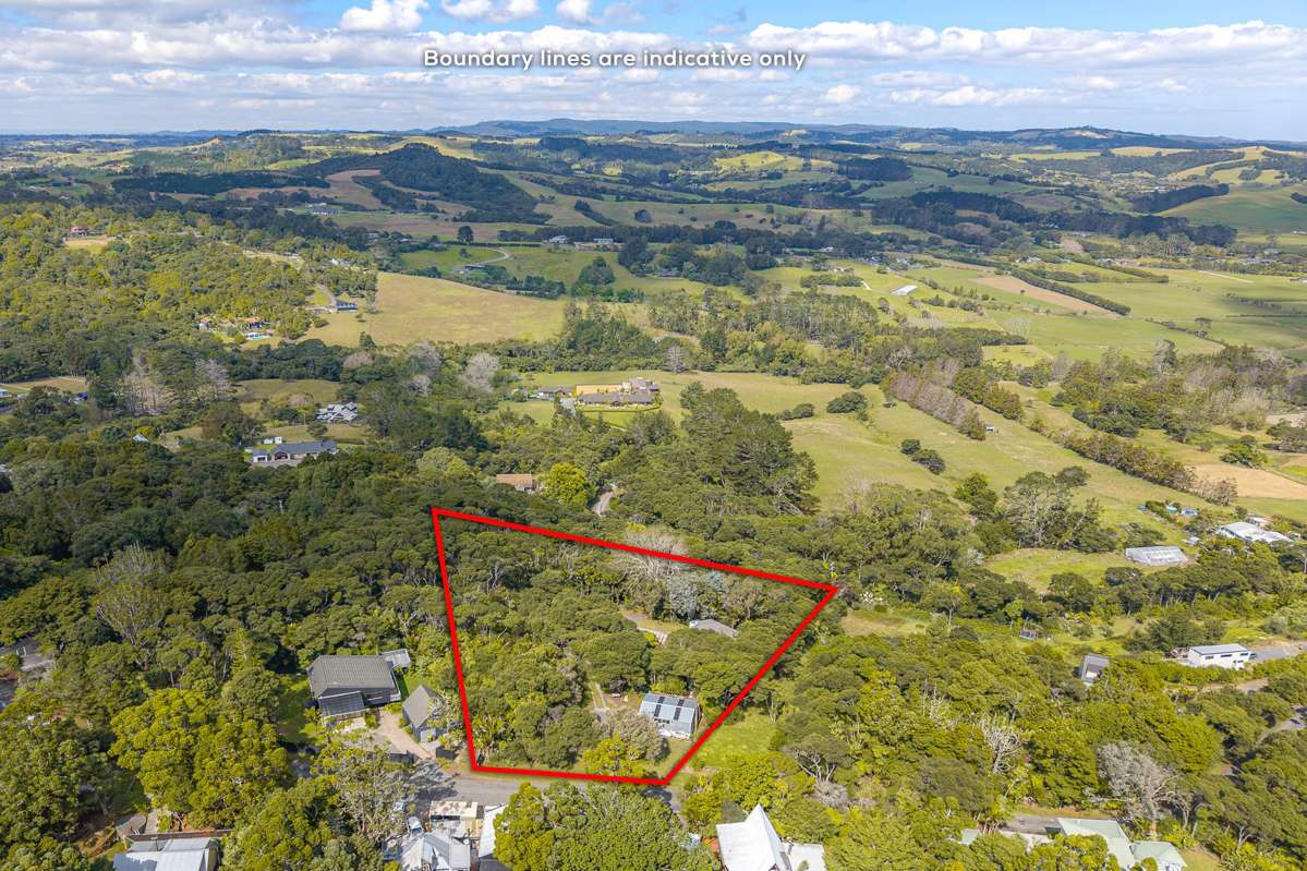 17 Matatea Road_3