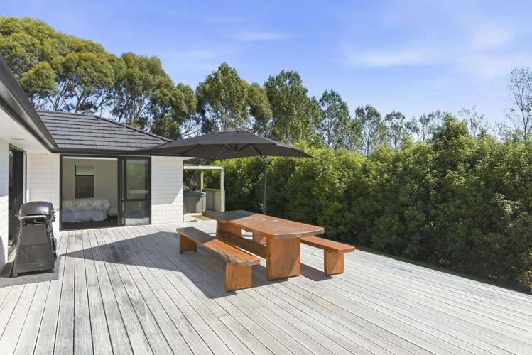 6 Hadfield Road Peka Peka_29