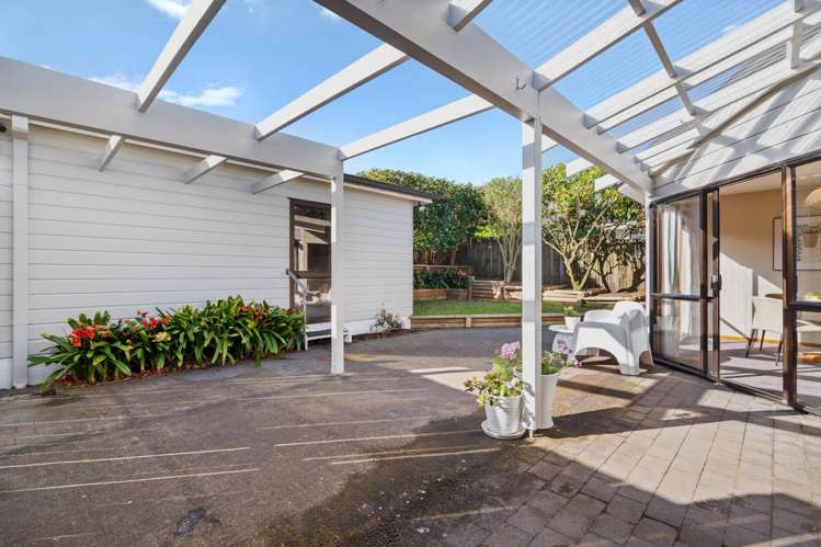 14A Albatross Road Red Beach_21