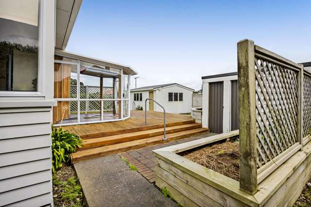 65 Domett Street Opunake_4