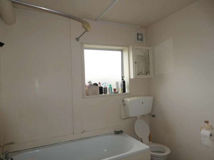 16/93 Racecourse Road Sockburn_8