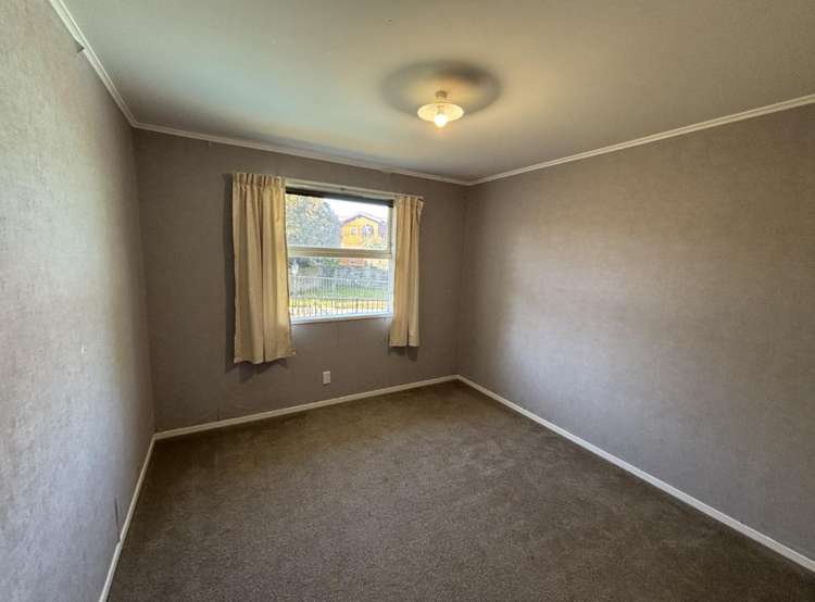 54A Houchens Road Glenview_10