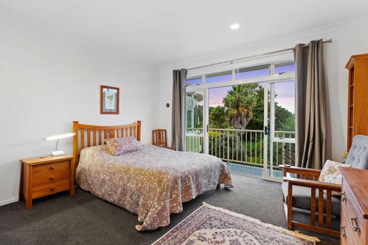25 Gunbar Drive Welcome Bay_15