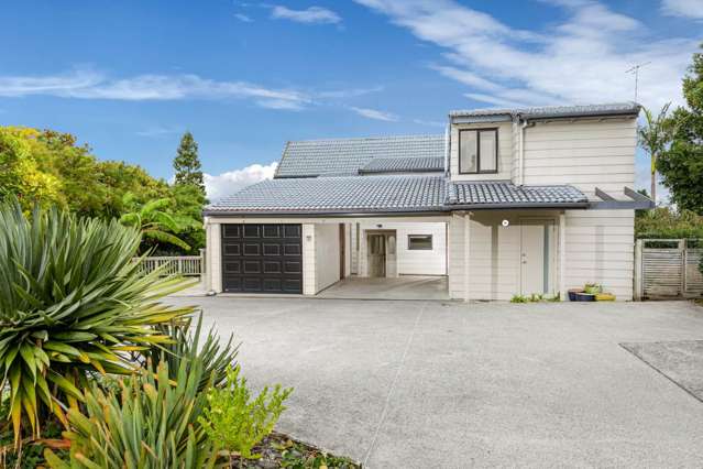 33 Waipuia Place Greenhithe_1