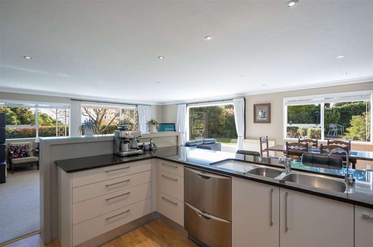 22 Tresillian Avenue Marybank_5