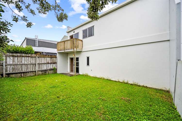 21/14 Basalt Place East Tamaki_8