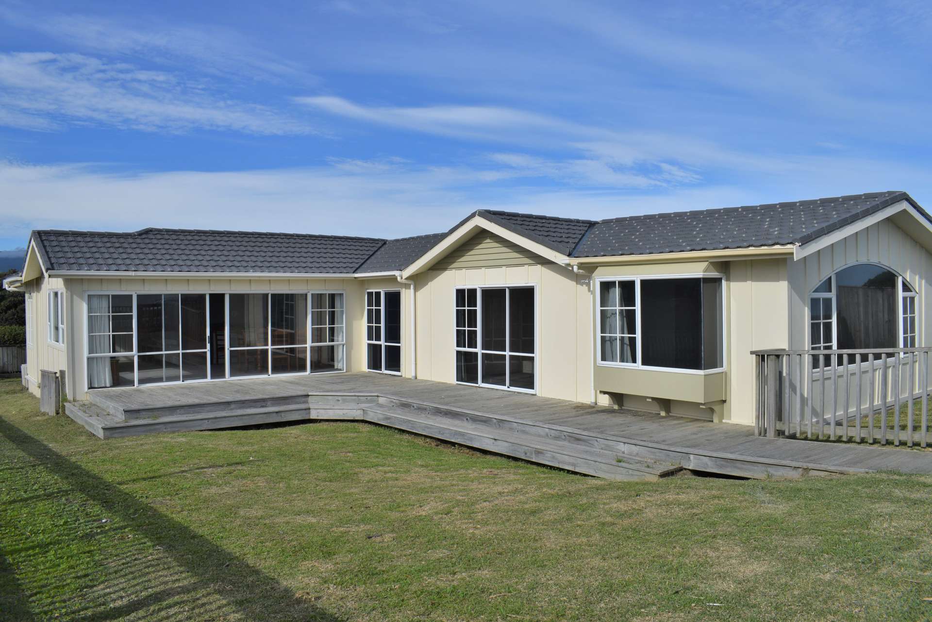 68 Marine Parade Otaki Beach_0