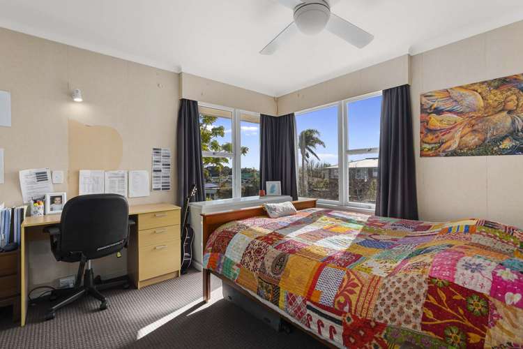 22 Andrew Place Otumoetai_15