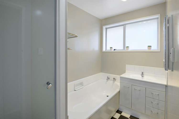 8b Ansonby Street Russley_10