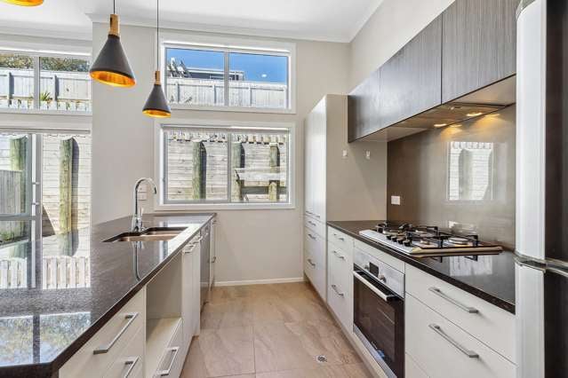 9A Madeira Close Whitby_2
