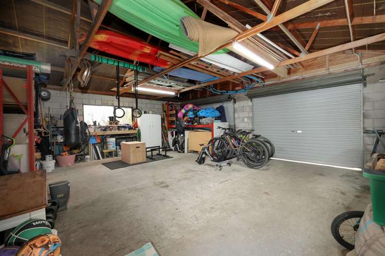 77 Main Road Fairfield_19