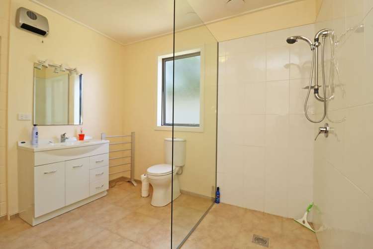 11 Oakham Street Hampden_24