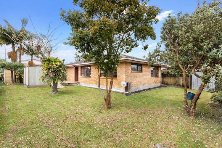 52 Brandon Road Glen Eden_12