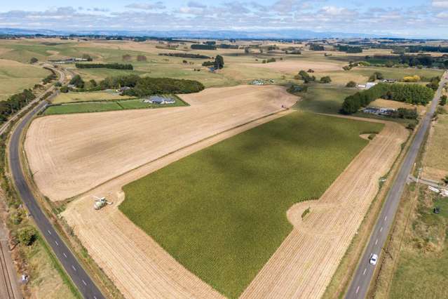 56 Managhs Road Halcombe_1