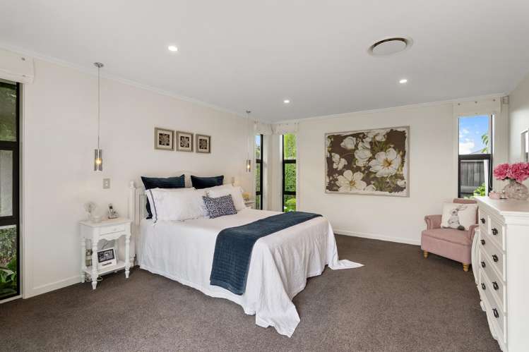 4 Carnaveron Drive Lincoln_15