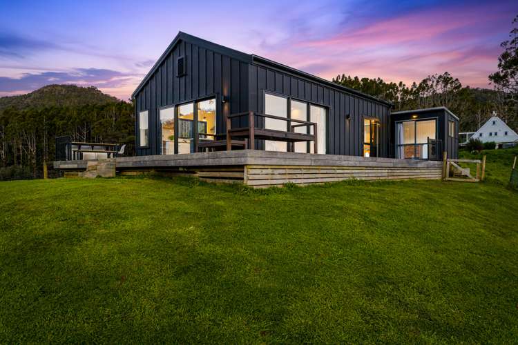 42a Upland Road Huia_8