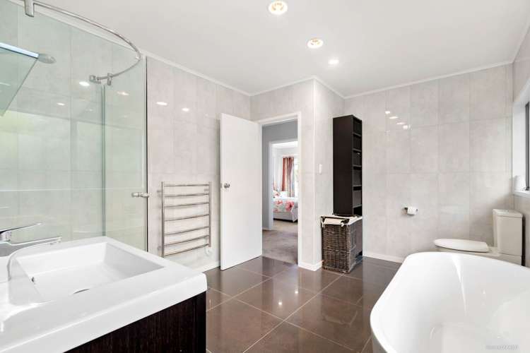 13 Chelsea View Drive Chatswood_11