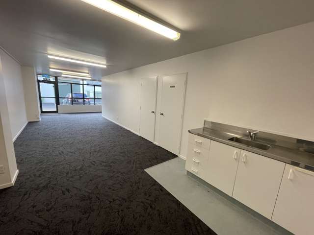 2/13 Beatrice Tinsley Crescent Albany_3