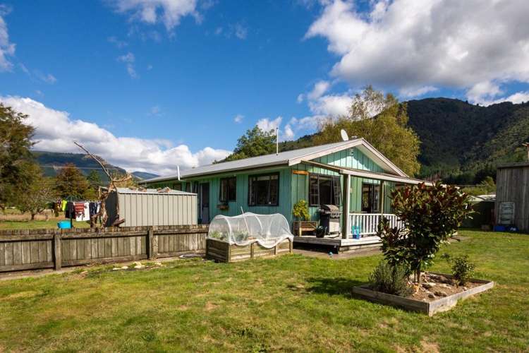 137 Wakamarina Road Havelock_14