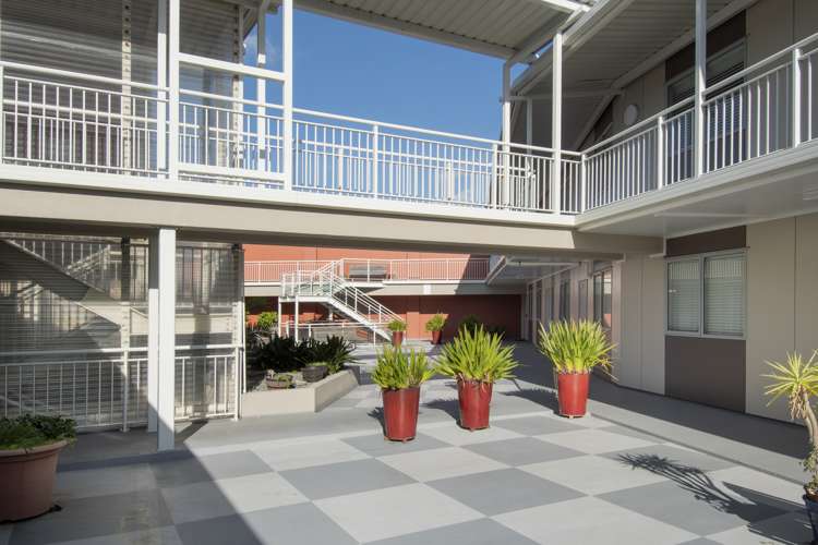 215/332 Maunganui Road Mount Maunganui_15