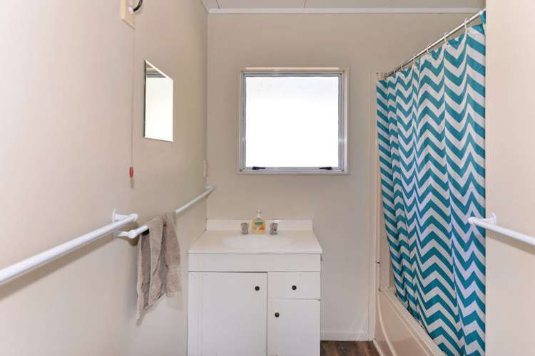 2/4 Ulster Street Wakatu_8