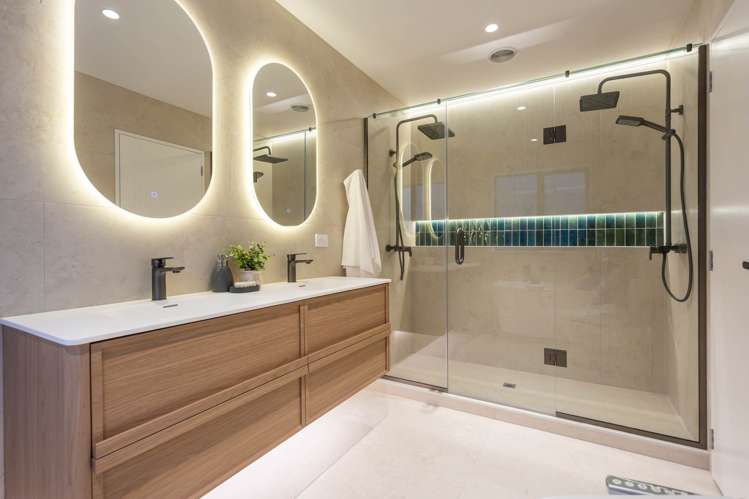 4 Humenga Place Long Bay_28