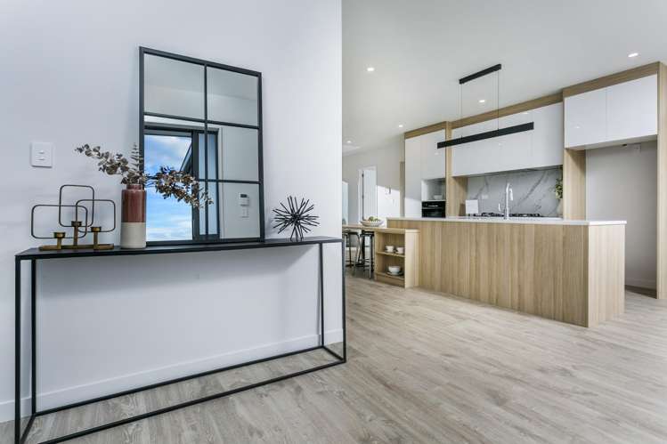 41 Matahae Crescent Milldale_1