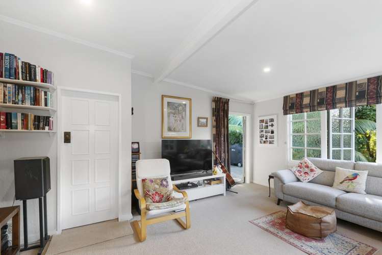 97 Seabrook Avenue New Lynn_10