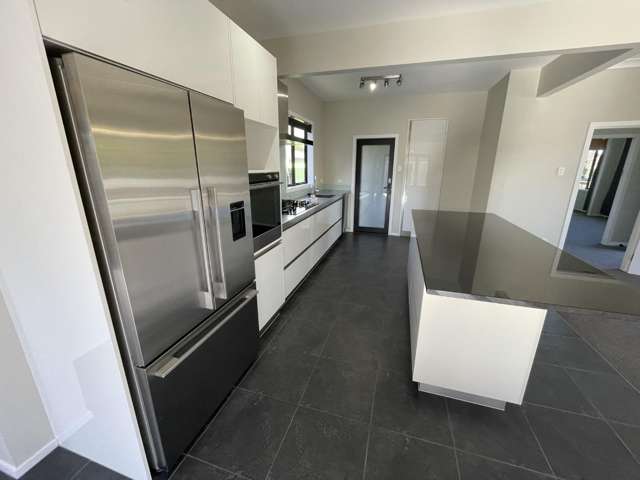 23 List Street 10859_2