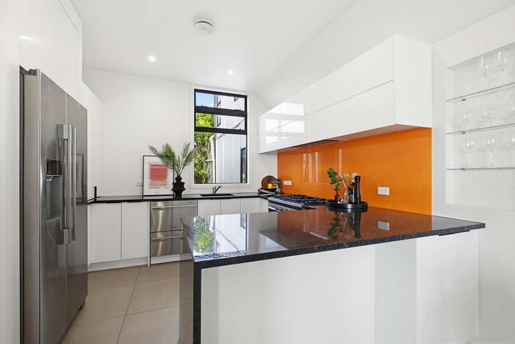 7 Atlanta Grove Brooklyn_8