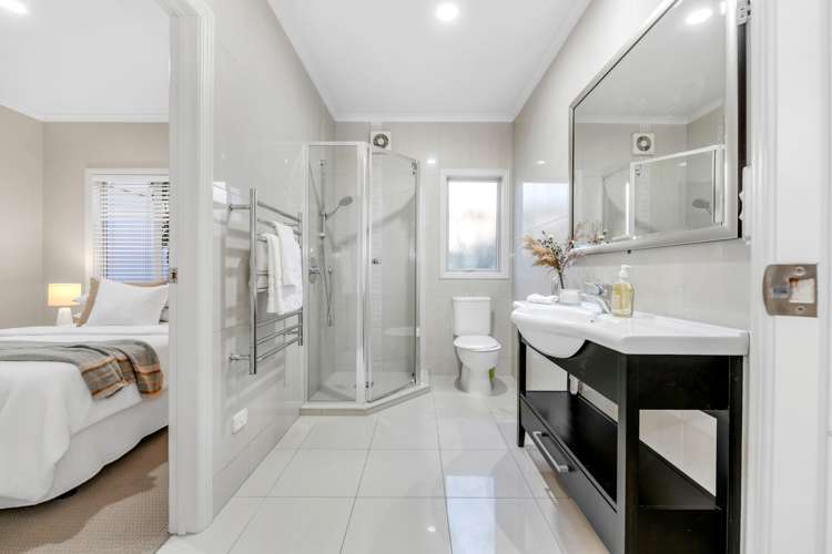 11 Santa Cruz Drive Shamrock Park_22