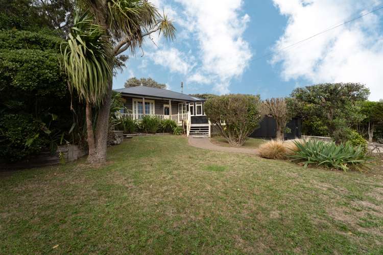 14 Whanake Street Titahi Bay_48