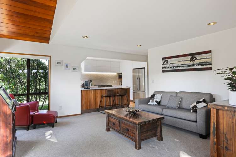 1 Maygrove Drive Orewa_12