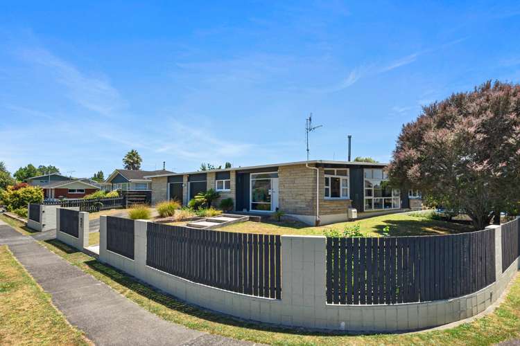 11 Hillary Street Chedworth_14