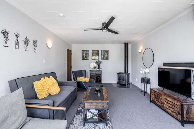 106 Cunningham Crescent Grasmere_9