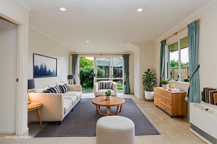 27/16 Rototuna Road Flagstaff_3