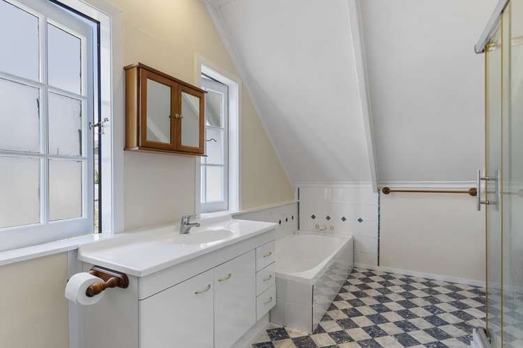 18 Seaview Terrace Mount Albert_10