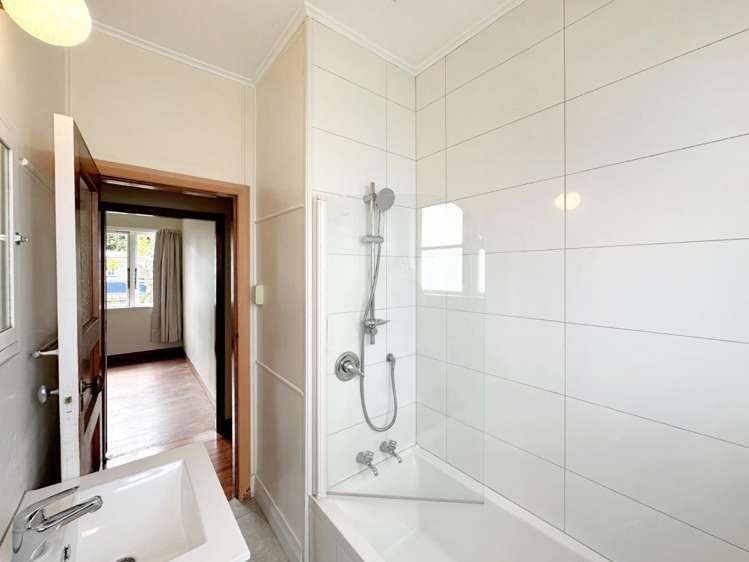 2 White Street 1236_14