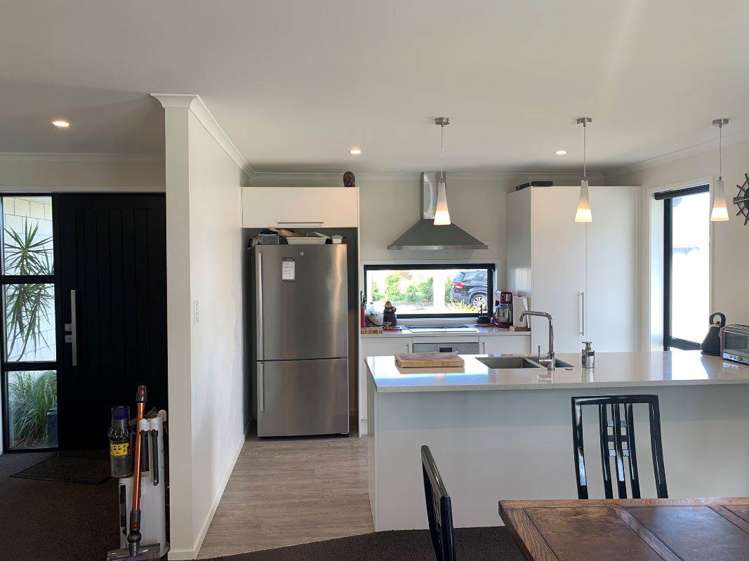 4 Tropicana Drive Tamaterau_2