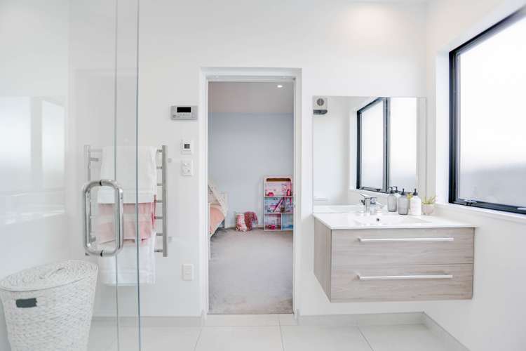 47 Grayshott Avenue Casebrook_12