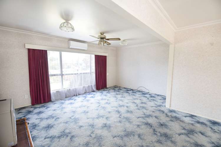 301 Kennedy Road Onekawa_6