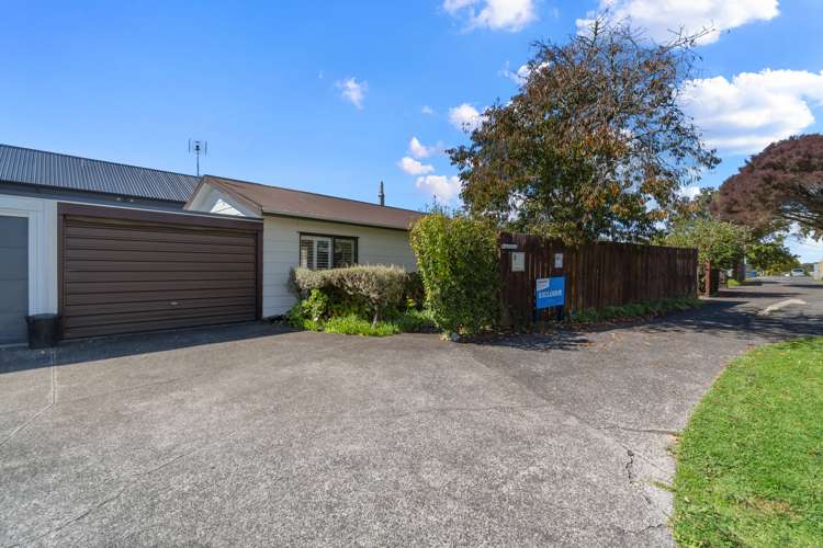 3/121 Bruce Mclaren Road Henderson_15