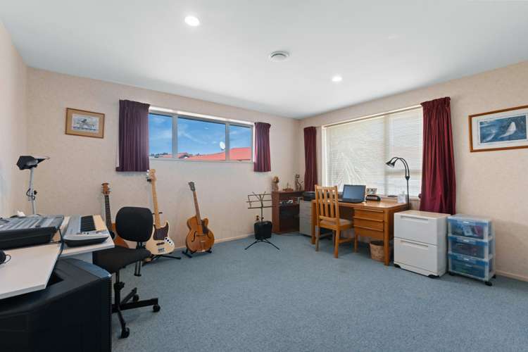 10 Mayfair Grove Alexandra_11