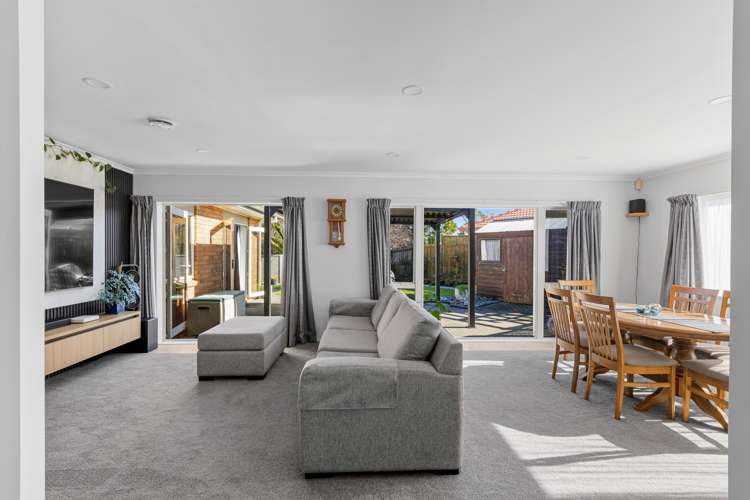 46 Blue Heron Rise Stanmore Bay_6