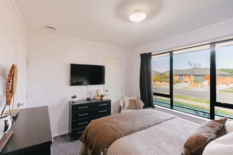 9 Aspen Way Kelvin Grove_16