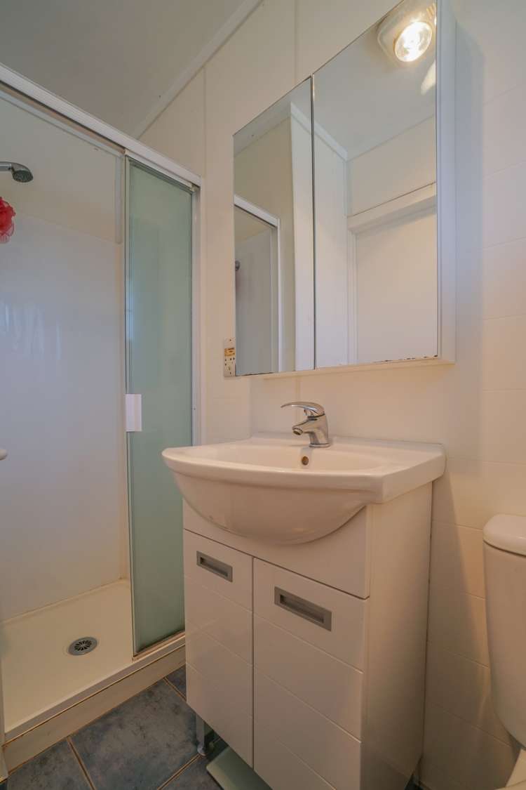 1/13 Turama Road Royal Oak_11