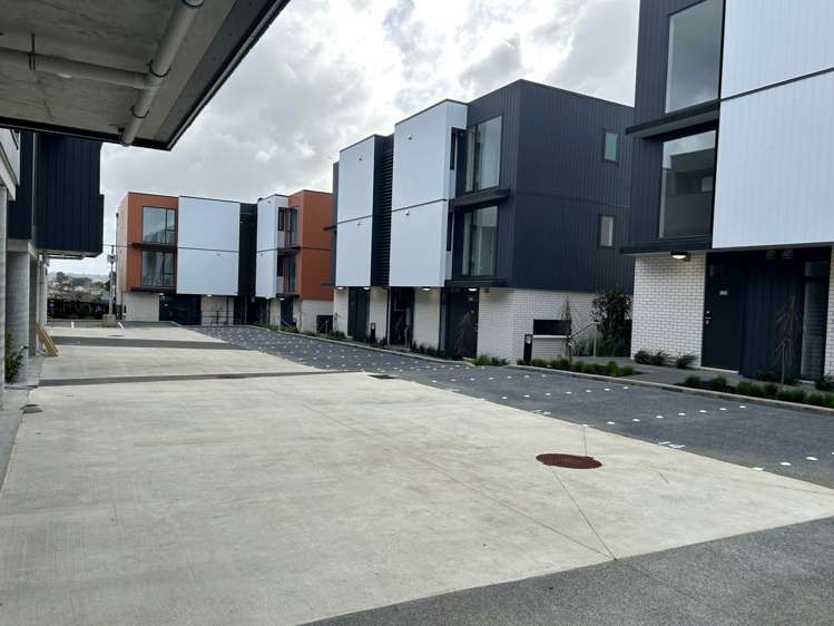 5/3 Treasure Lane Te Atatu South_19