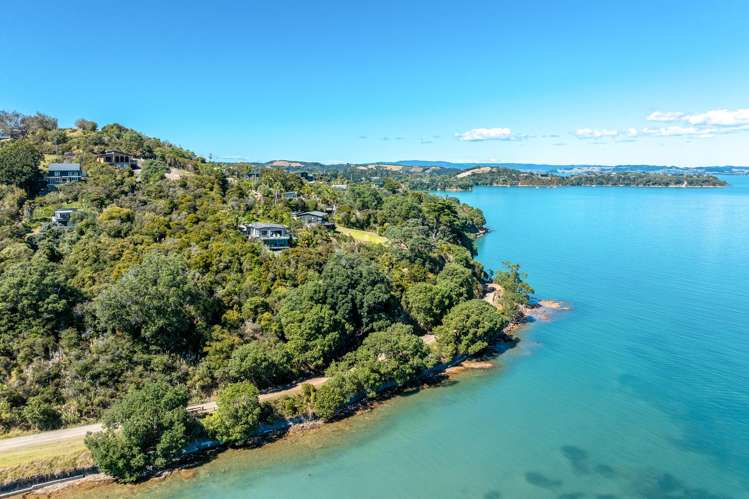 72 The Esplanade Oneroa_32