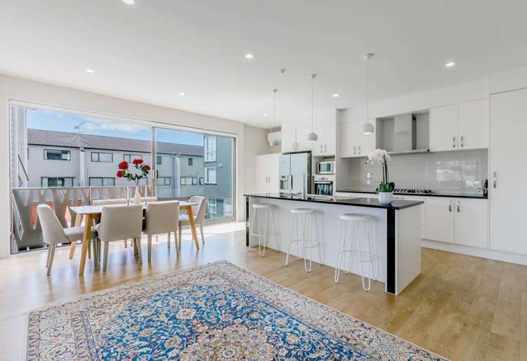 2/21A Mt Smart Road Royal Oak_9